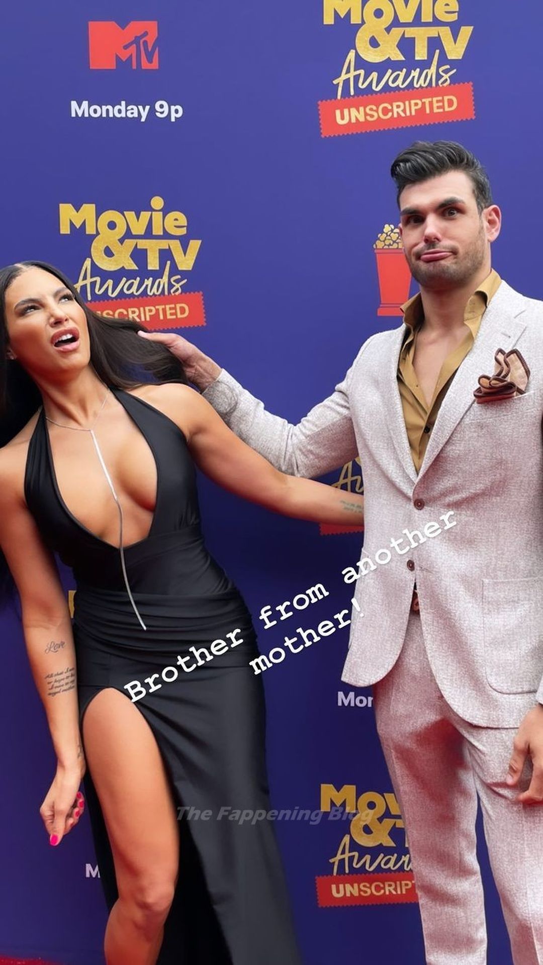 Amanza Smith Shows Off Her Tits at the 2021 MTV Movie & TV Awards (8 Photos + Video)