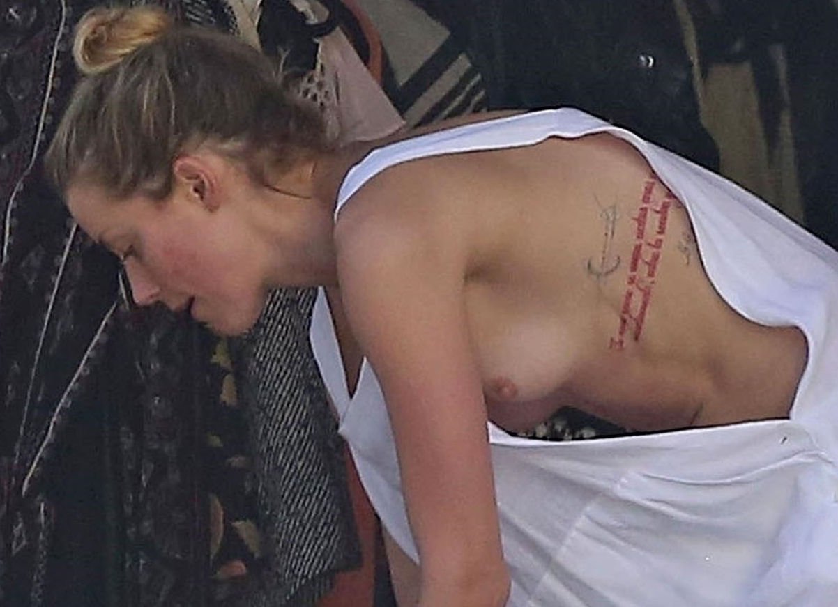 Amber Heard Nip Slip (50 Photos)