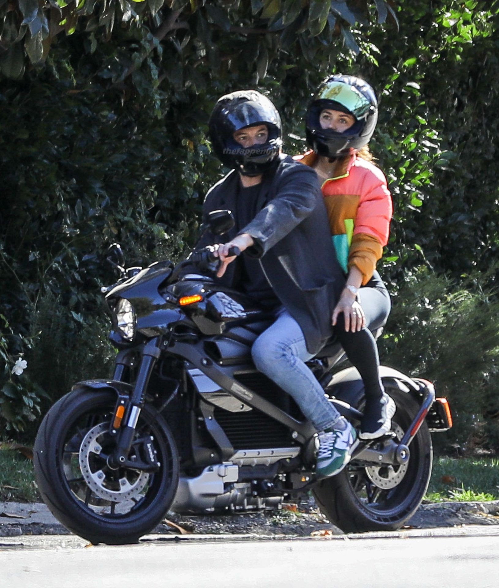 Ben Affleck & Ana de Armas are Seen on a Hot Ride (47 Photos)