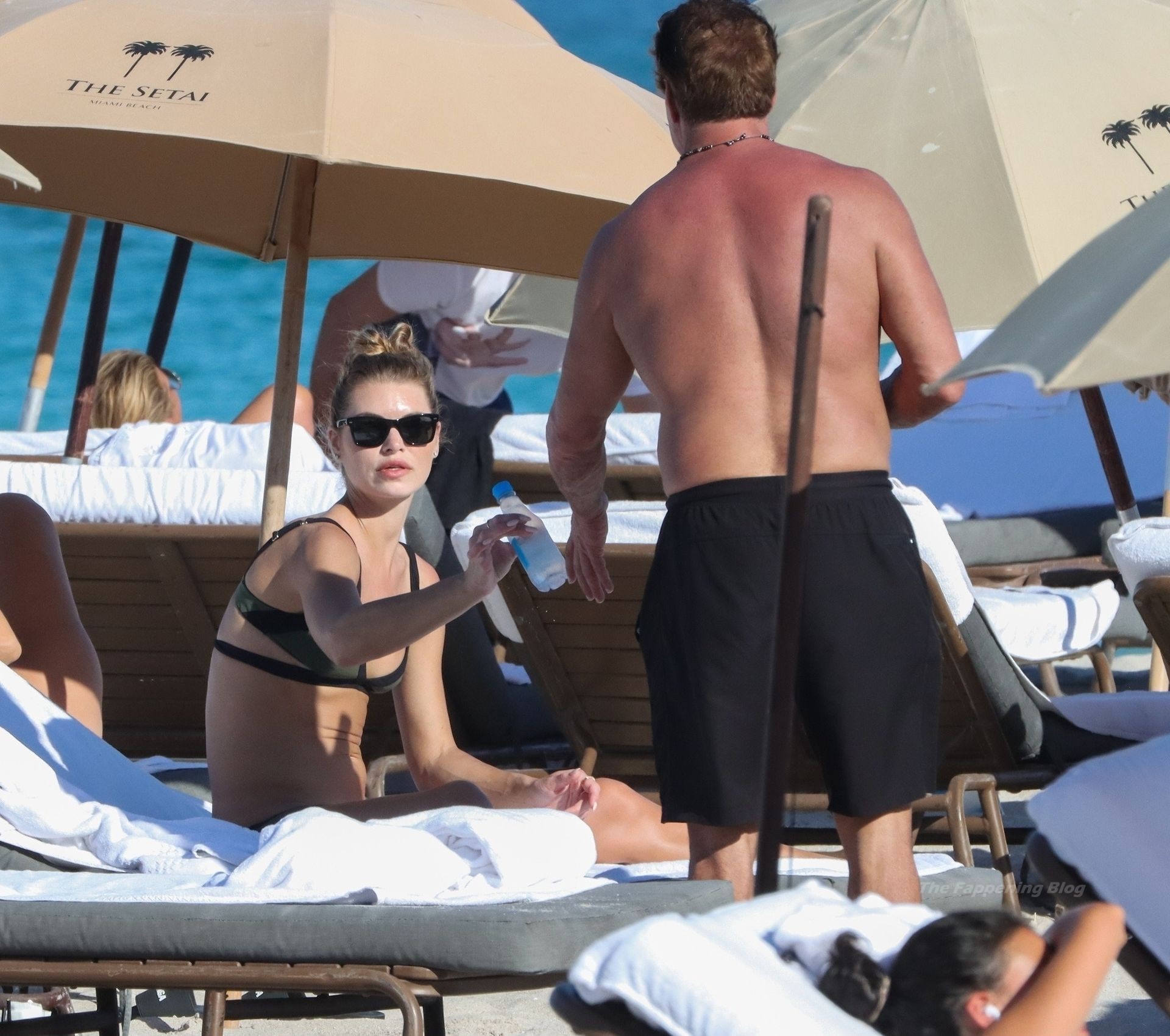 Anastasia Grik Sunbathes in Sunny Miami (23 Photos)