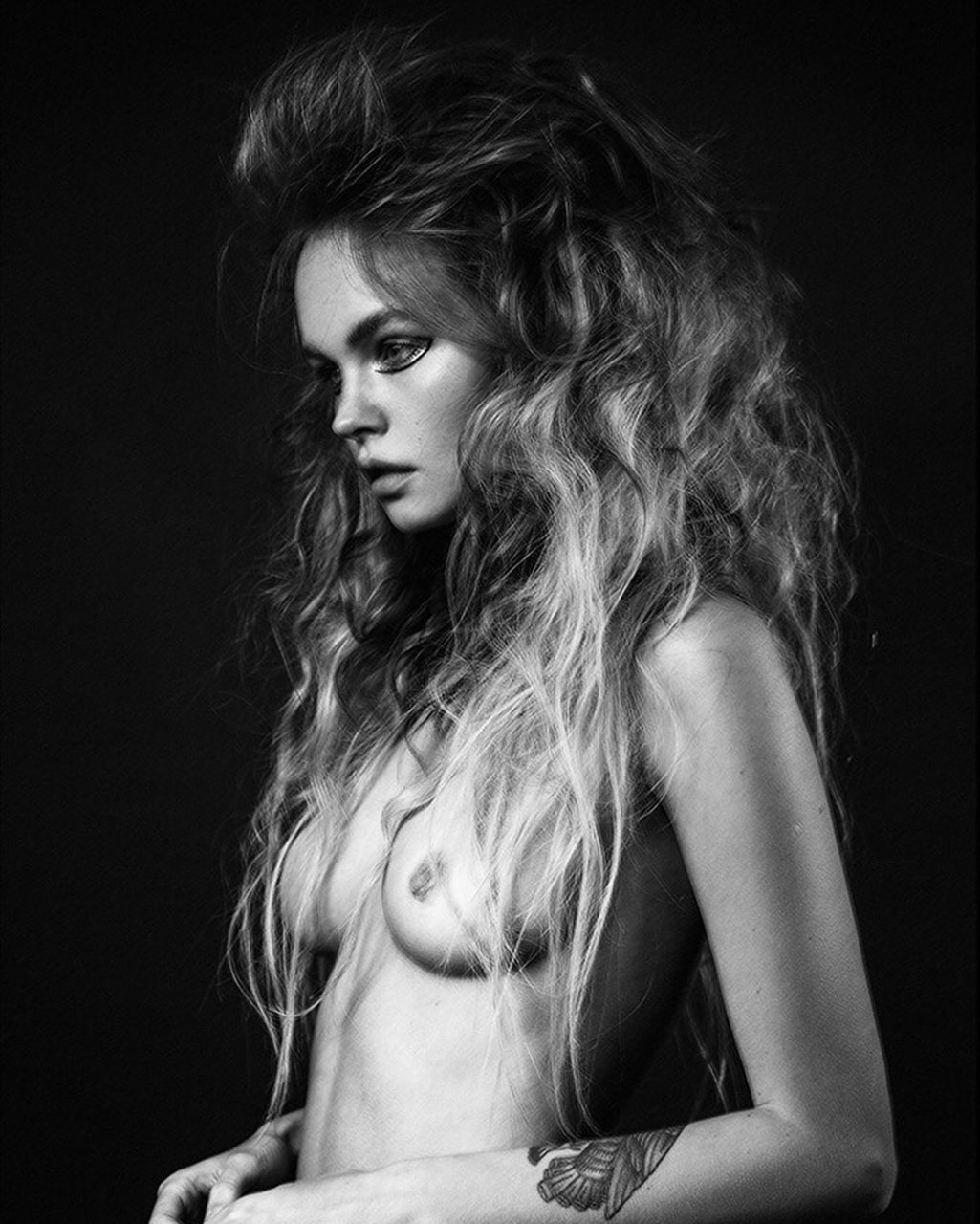 Anastasiya Scheglova Nude & Sexy (8 Photos)