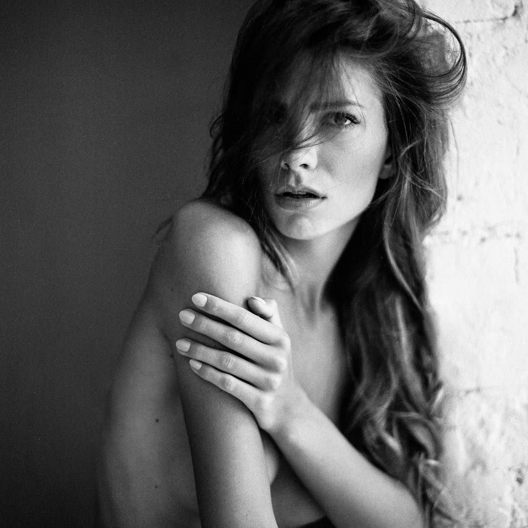 Angela Olszewska Nude & Sexy (68 Photos)