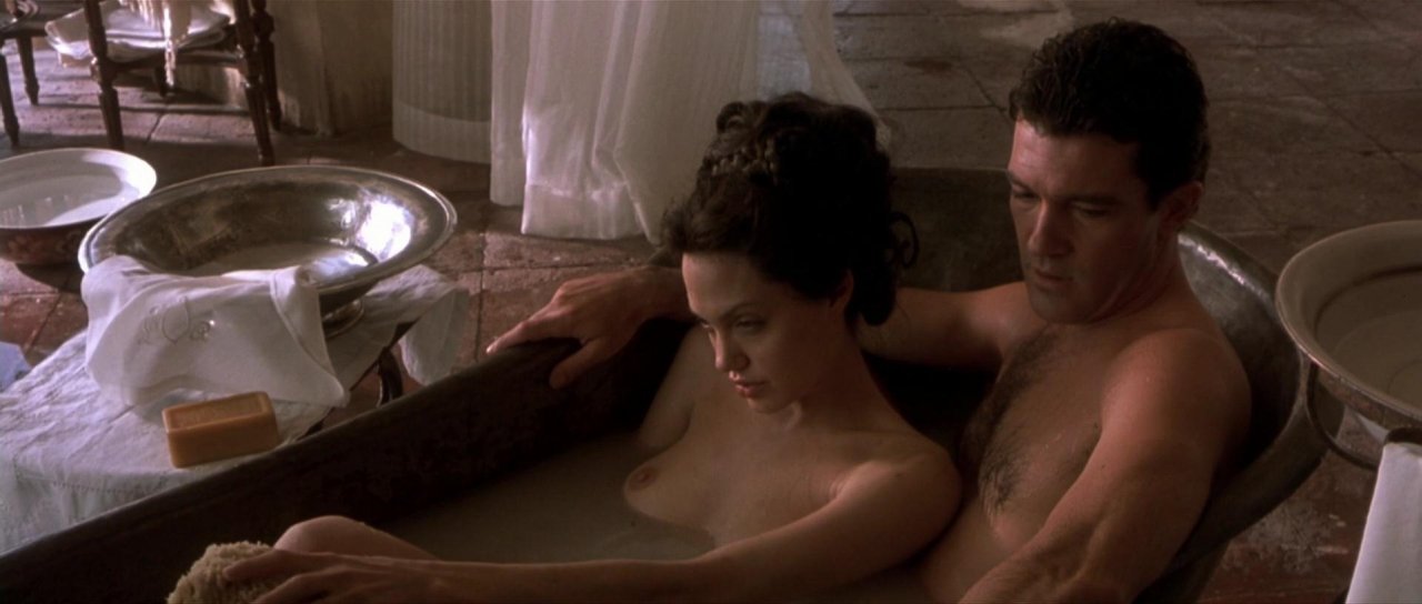 Angelina Jolie Nude - Original Sin (2001) HD 1080p