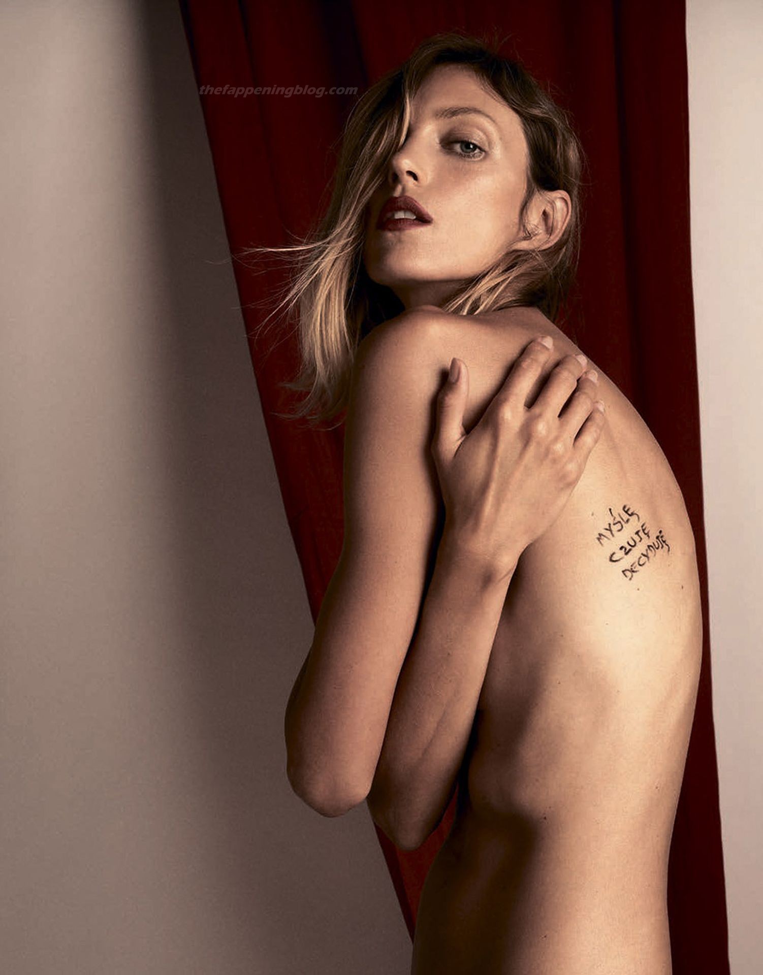 Anja Rubik Nude & Sexy - Vogue Poland (13 Photos)
