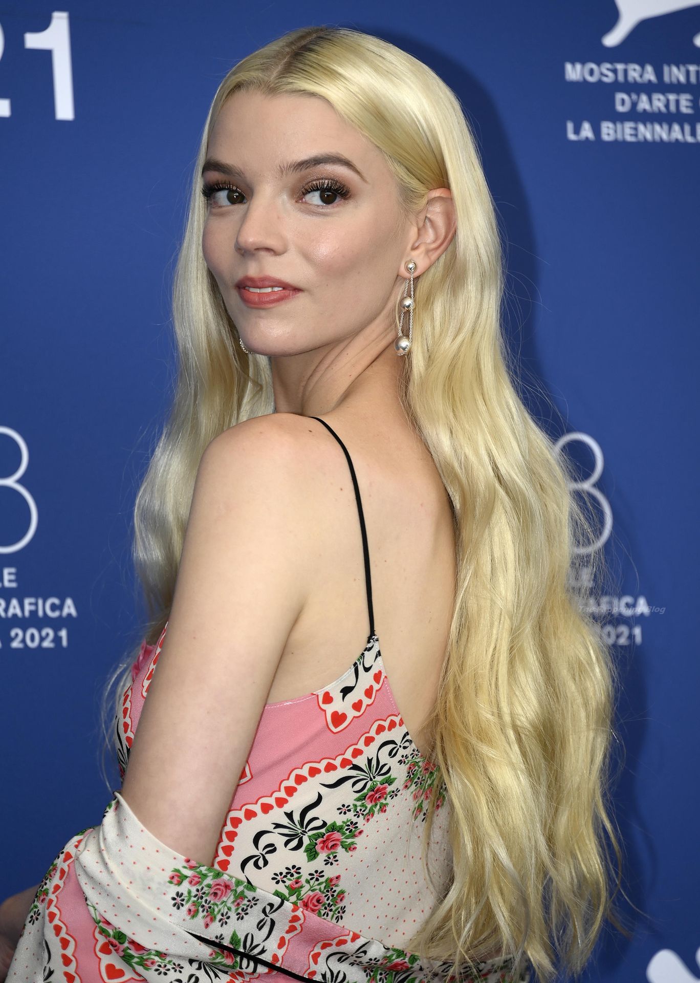 Anya Taylor-Joy is Seen Arriving at the 78th Venice International Film Festival (140 Photos)