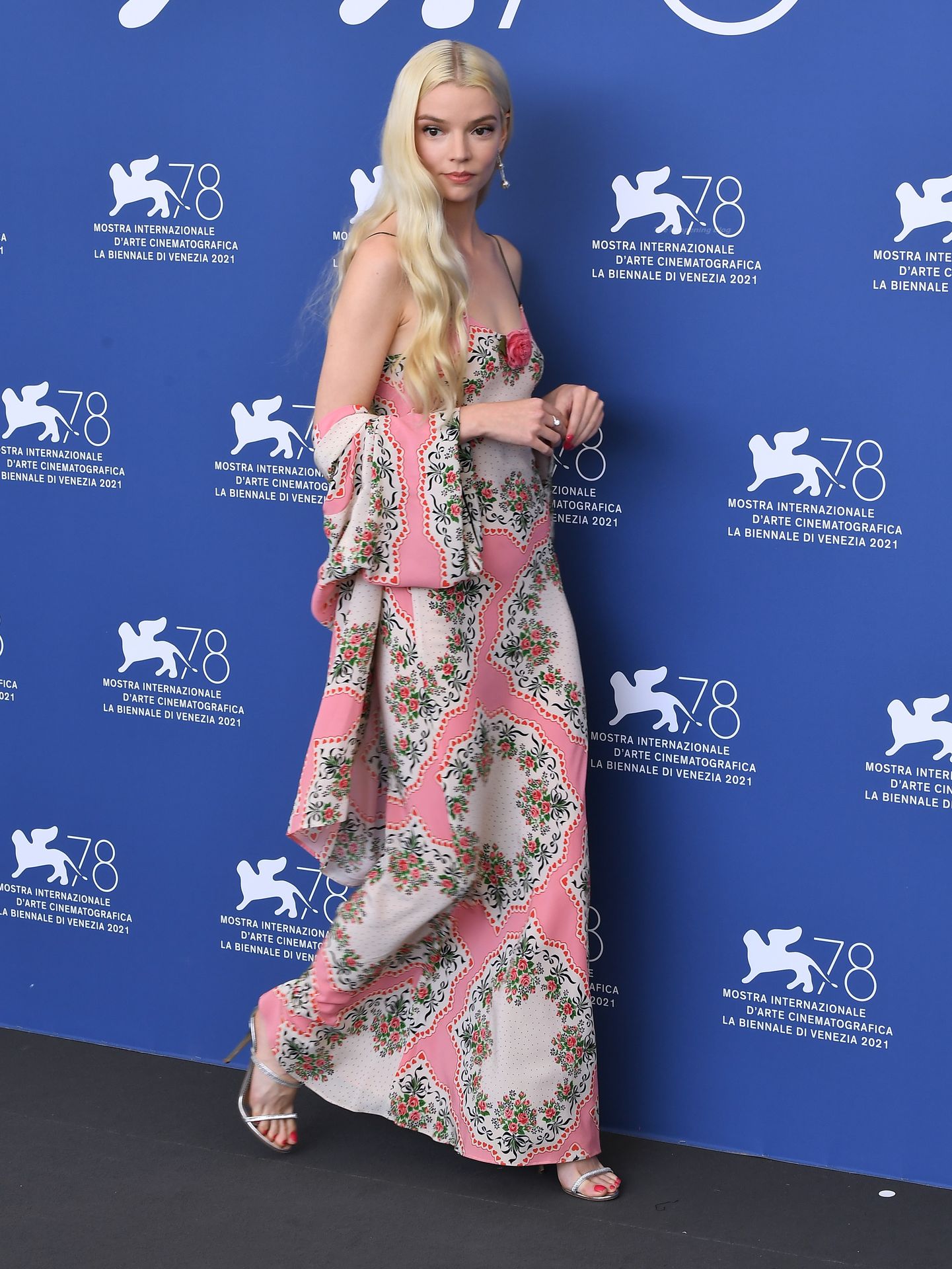 Anya Taylor-Joy is Seen Arriving at the 78th Venice International Film Festival (140 Photos)