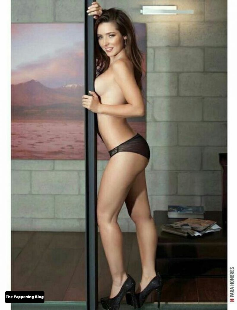 Ariadne Diaz Sexy & Topless Collection (28 Photos)