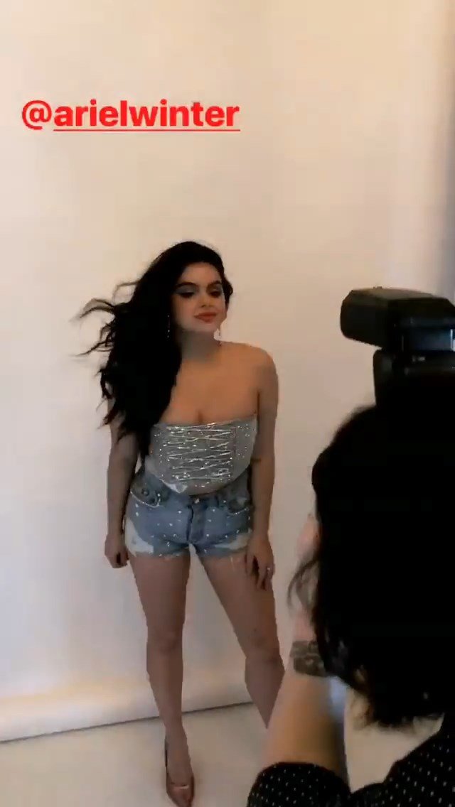 Ariel Winter Does A Sexy Photoshoot (30 Pics + Gif & Video)