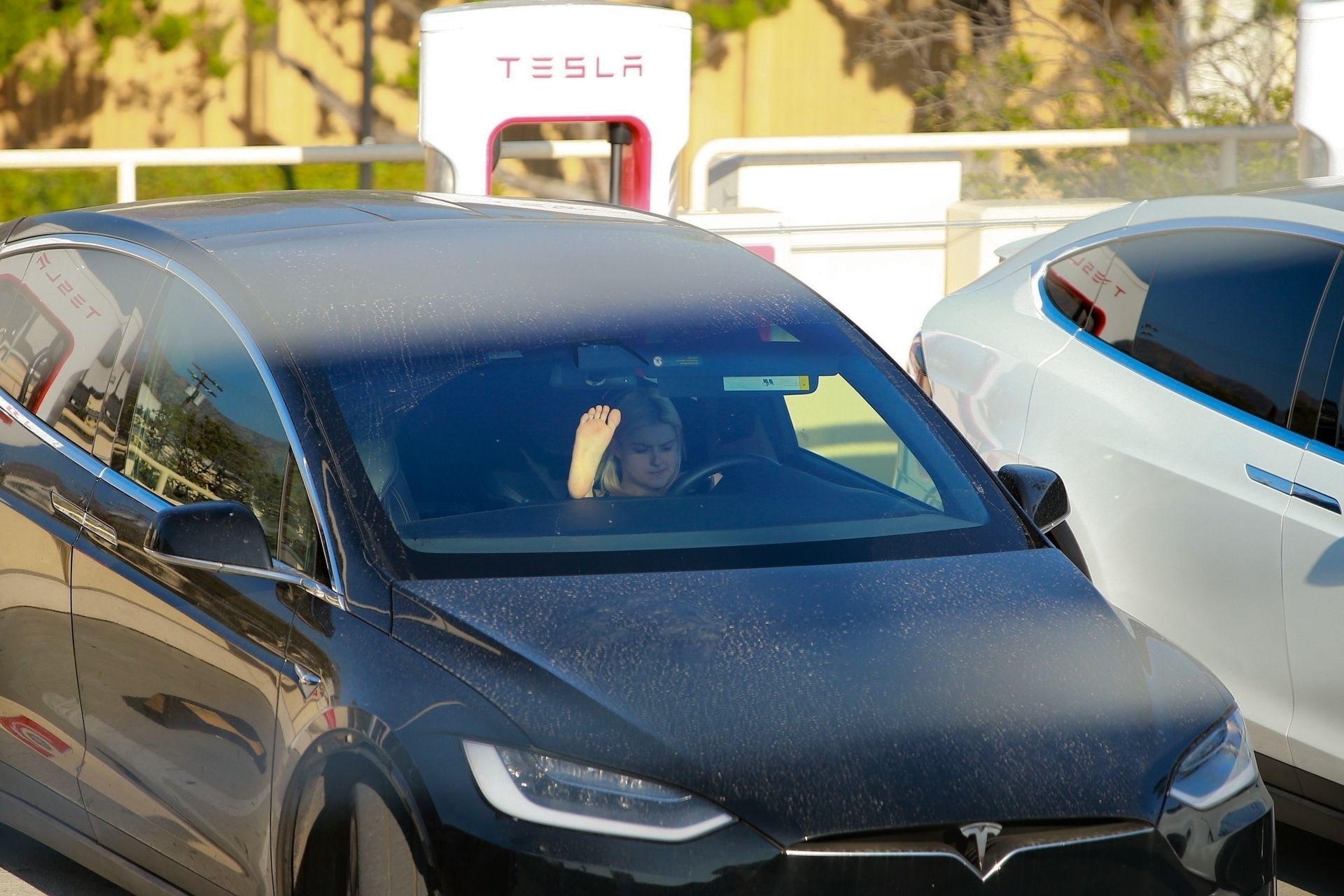 Ariel Winter Kicks Her Feet Up Waiting at the Tesla Charging Station (38 Photos)