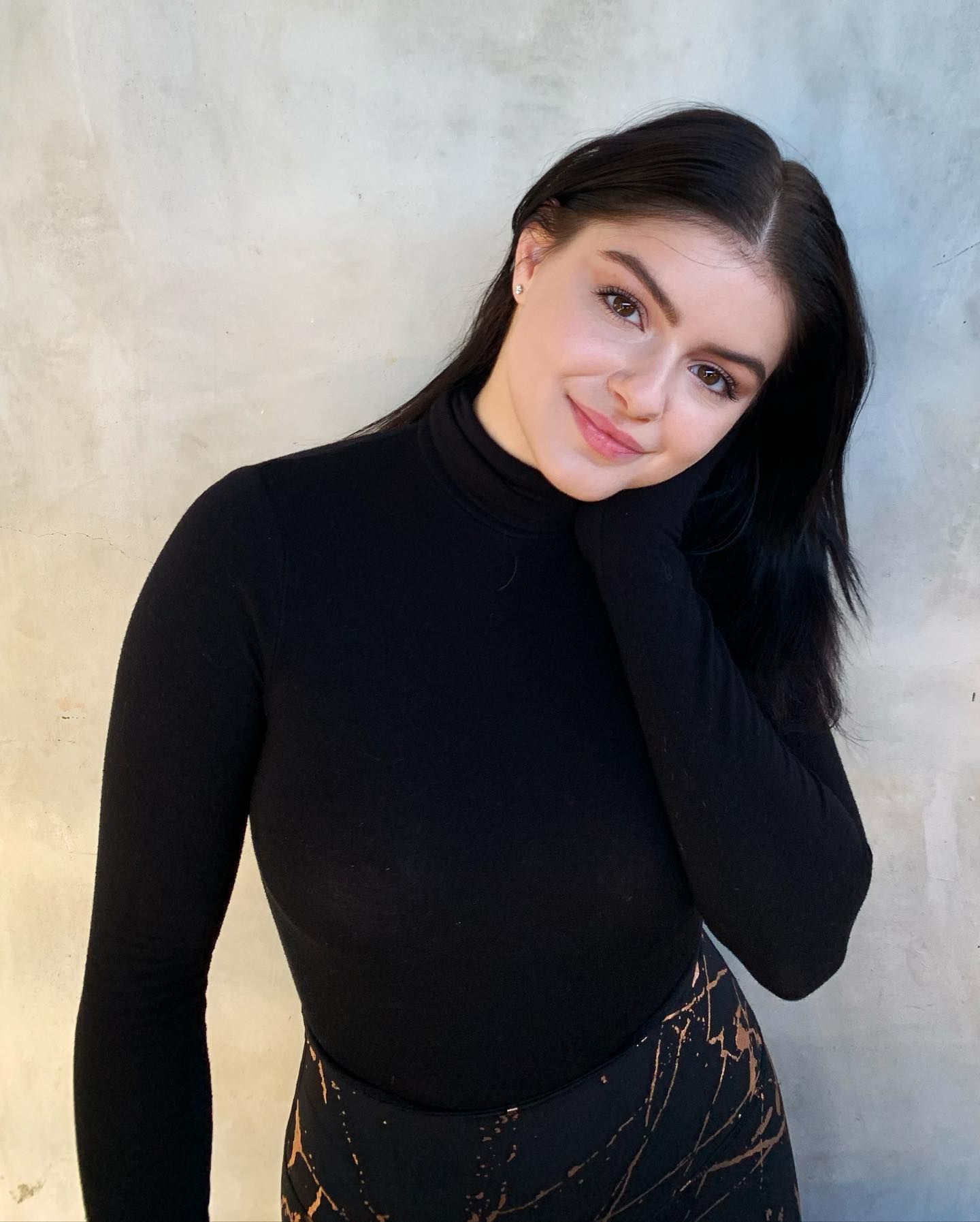 Ariel Winter Shows Off Her Brand New Red Hair at Nine Zero One Salon (50 Photos)