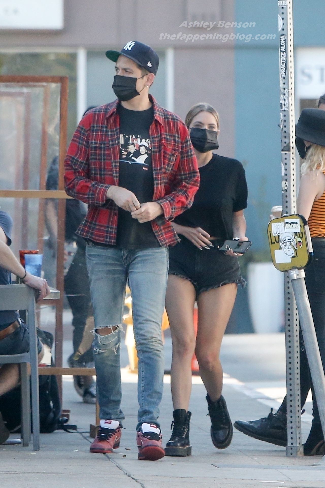 Ashley Benson & G-Eazy Have Lunch with a Friend in LA (62 Photos)