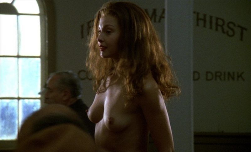 Ashley Judd Nude & Sexy Collection (73 Photos)