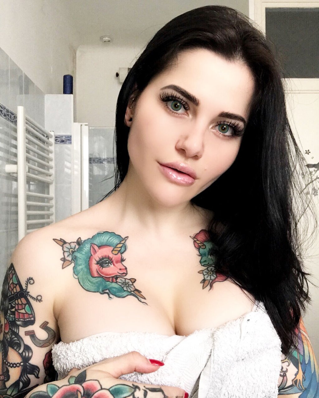 Aurore Pariente Nude & Sexy (146 Photos)