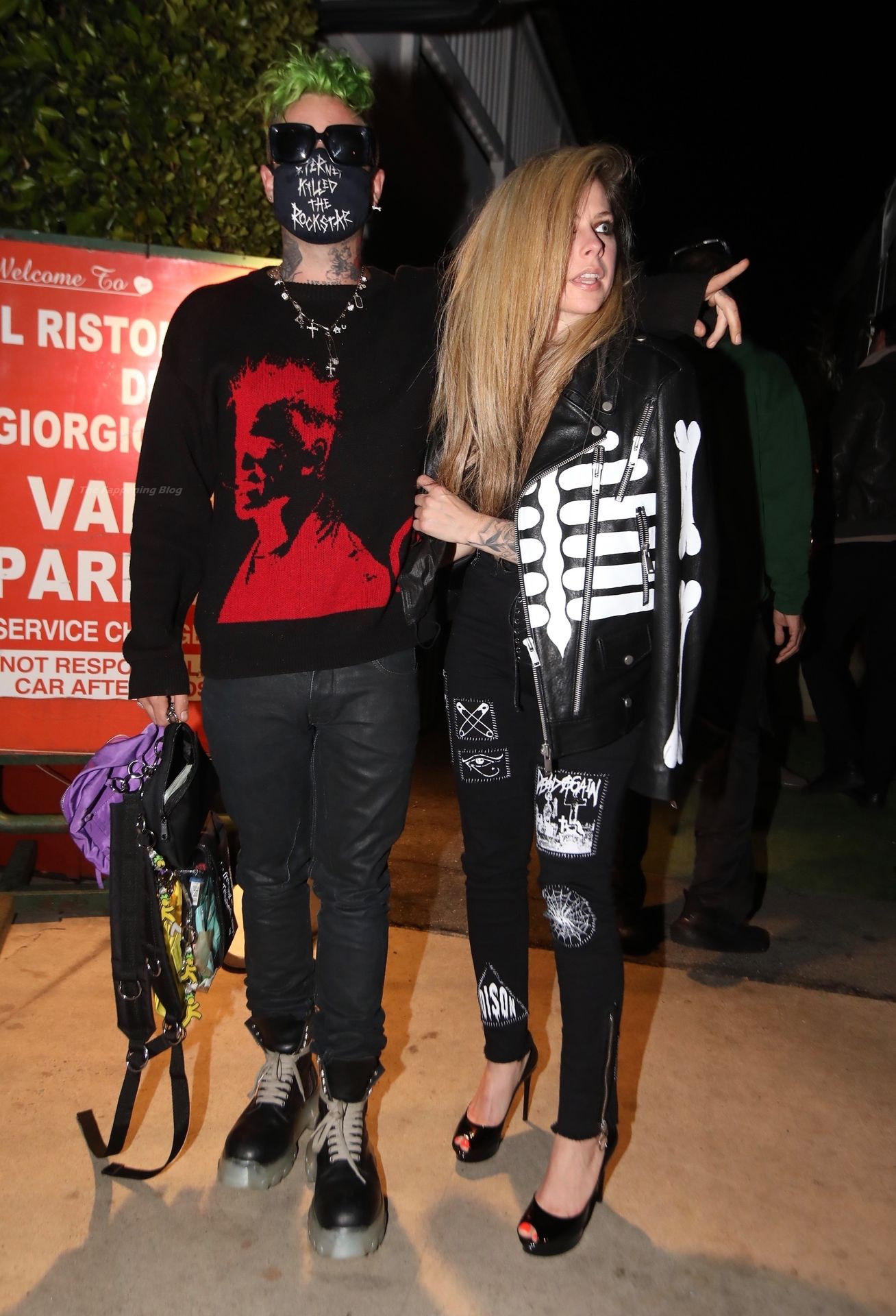 Avril Lavigne & Mod Sun Finish Dinner at Giorgio Baldi (49 Photos)
