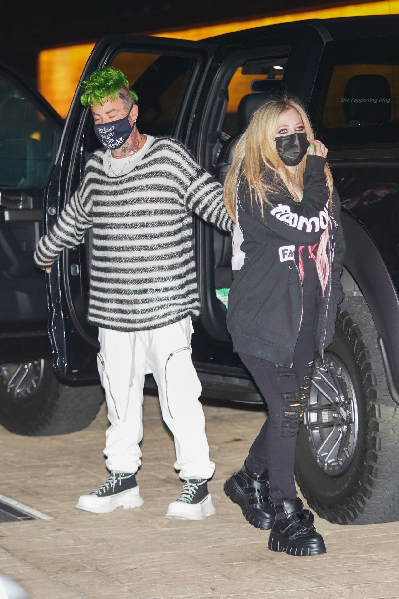 Avril Lavigne & Mod Sun Have a Friday Date Night at Nobu (41 Photos)