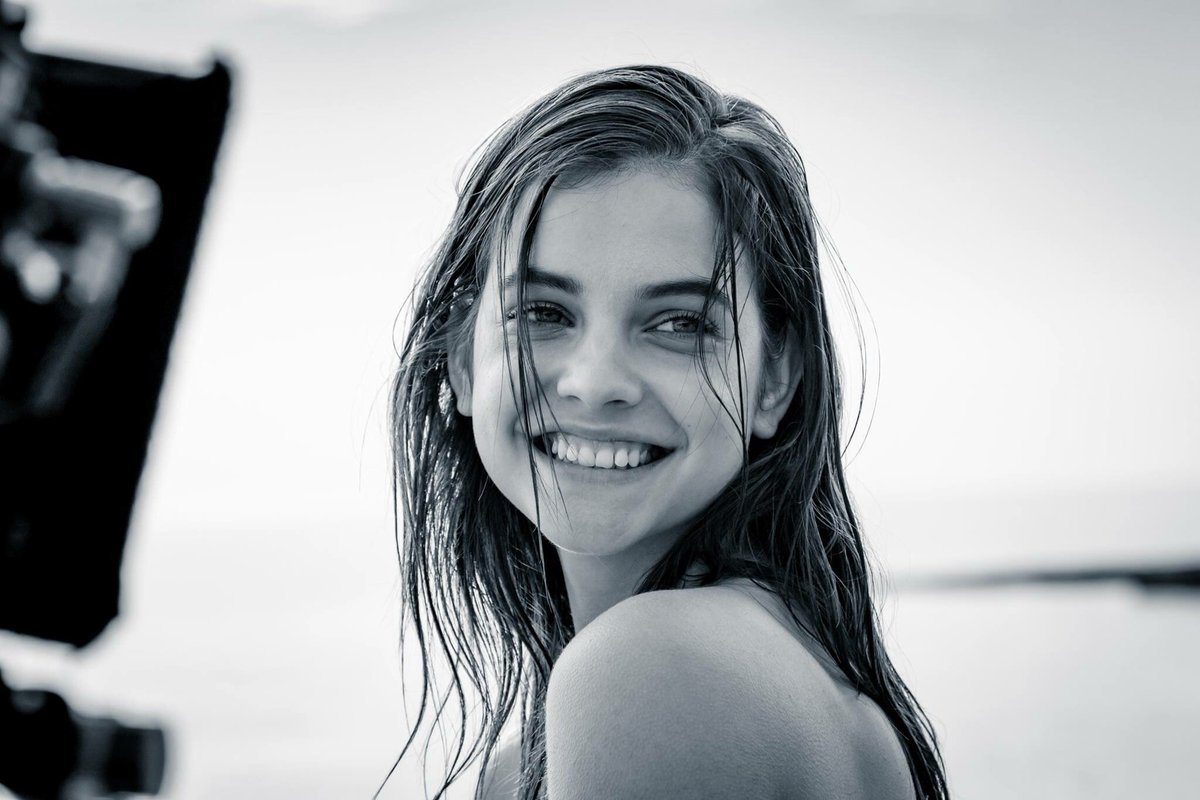 Barbara Palvin Sexy (20 Photos)