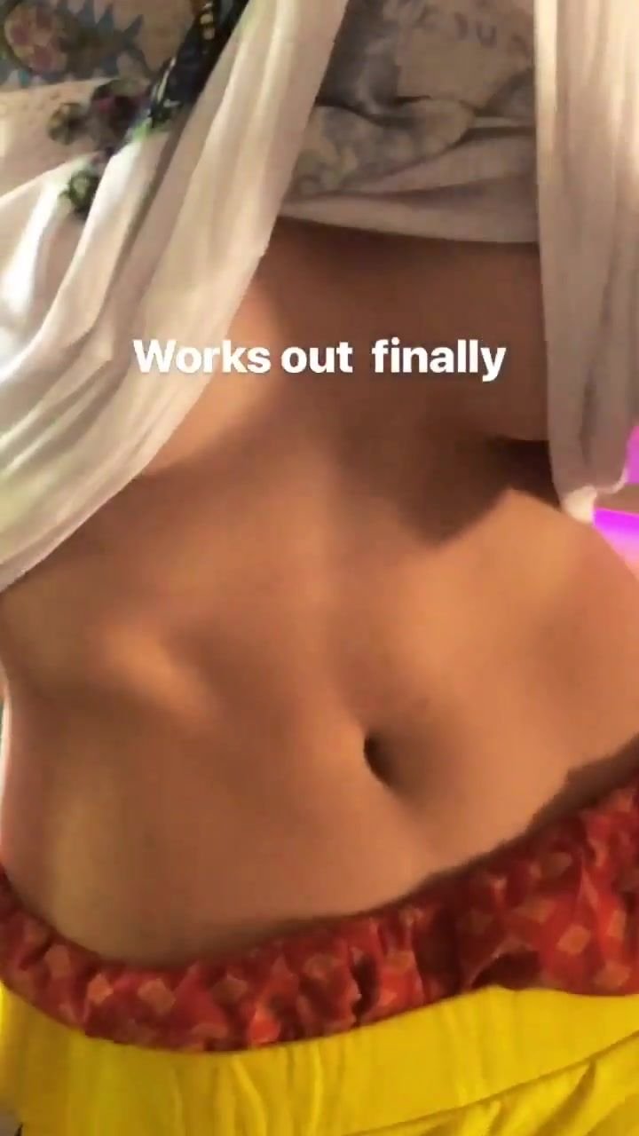 Bella Thorne Nude & Sexy (71 Photos + Videos)