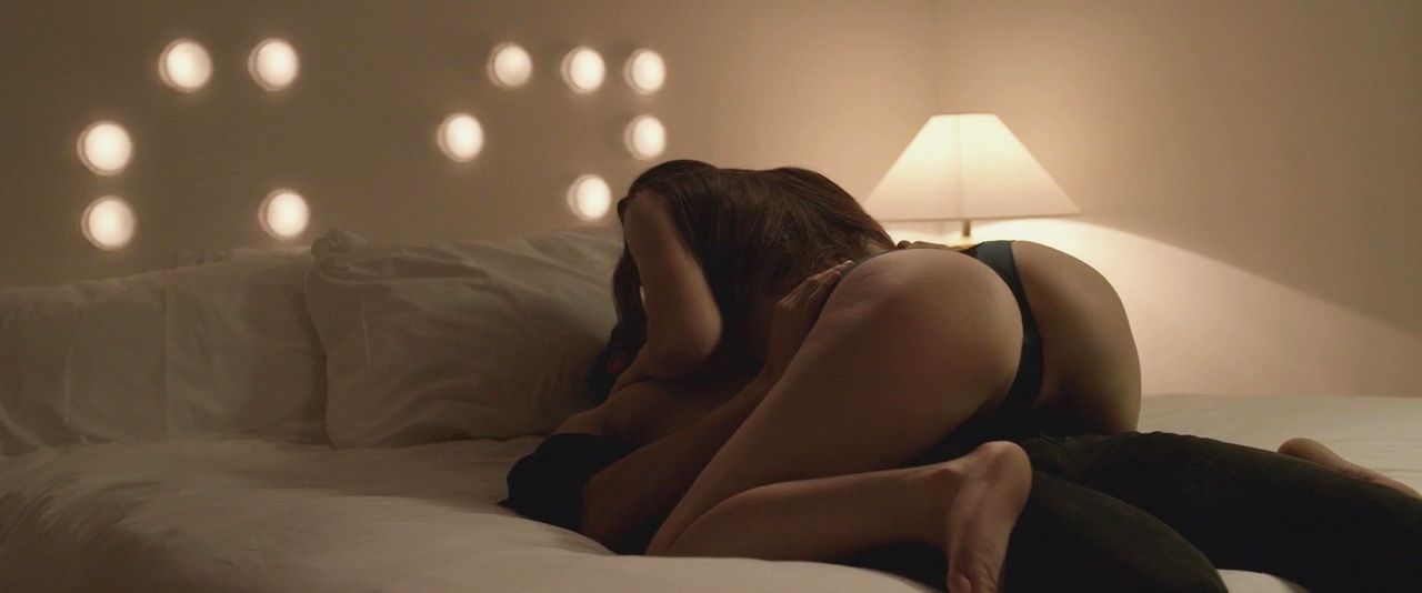 Beth Humphreys Nude – Parlor (2015) HD 720p