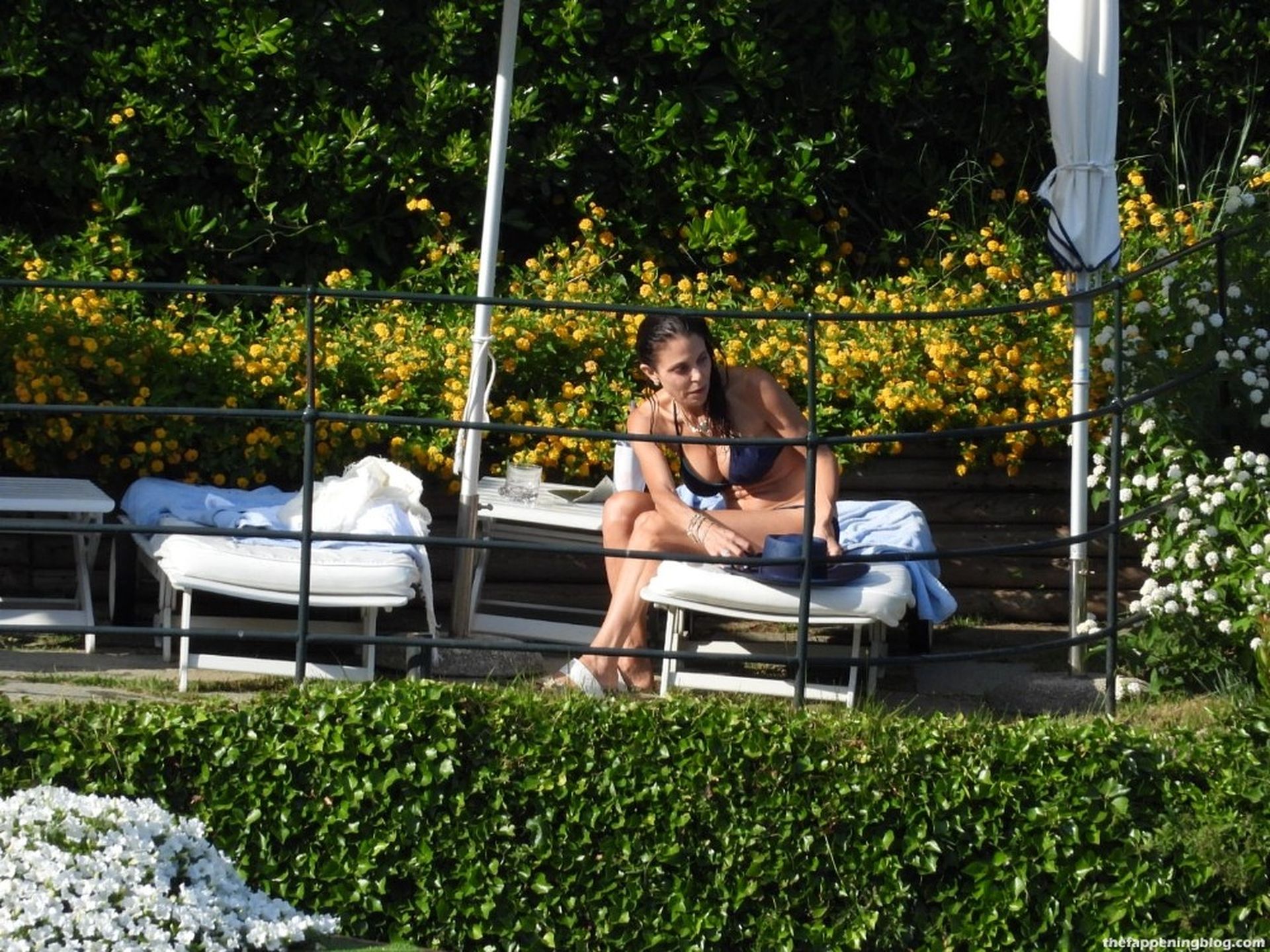 Bethenny Frankel Displays PDA with Paul Bernon in the Swimming Pool (28 Photos)