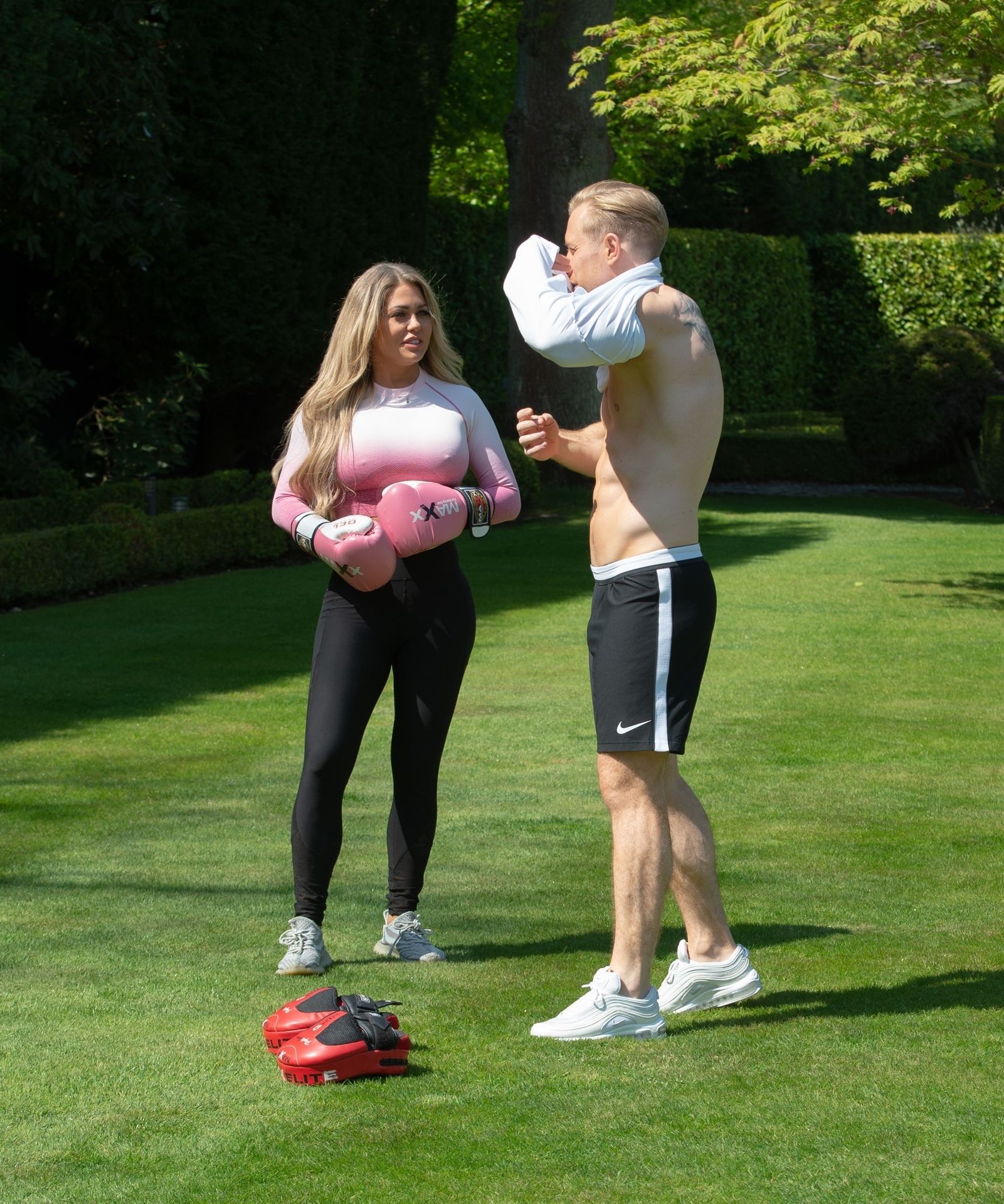 Bianca Gascoigne & Kris Boyson Are Seen Working Out in South London (75 Photos)