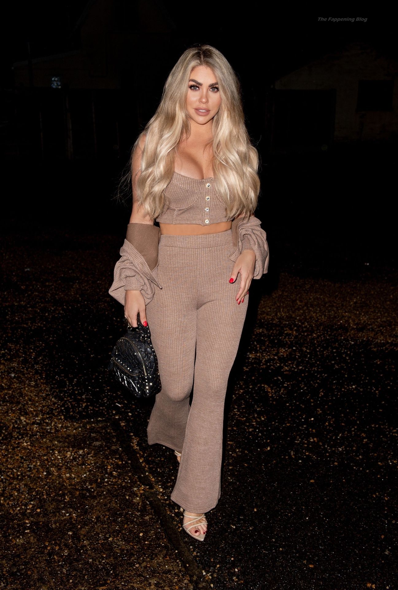 Bianca Gascoigne is Seen Leaving a Studio After a Photoshoot in London (13 Photos)