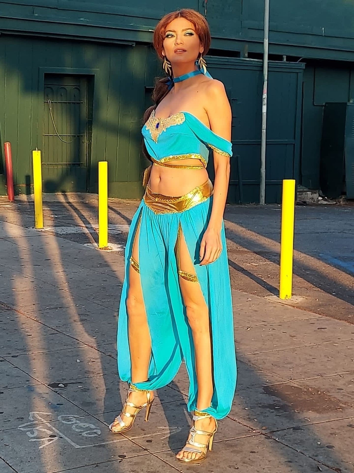 Blanca Blanco Goes as Princess Jasmine for Halloween (25 Photos)