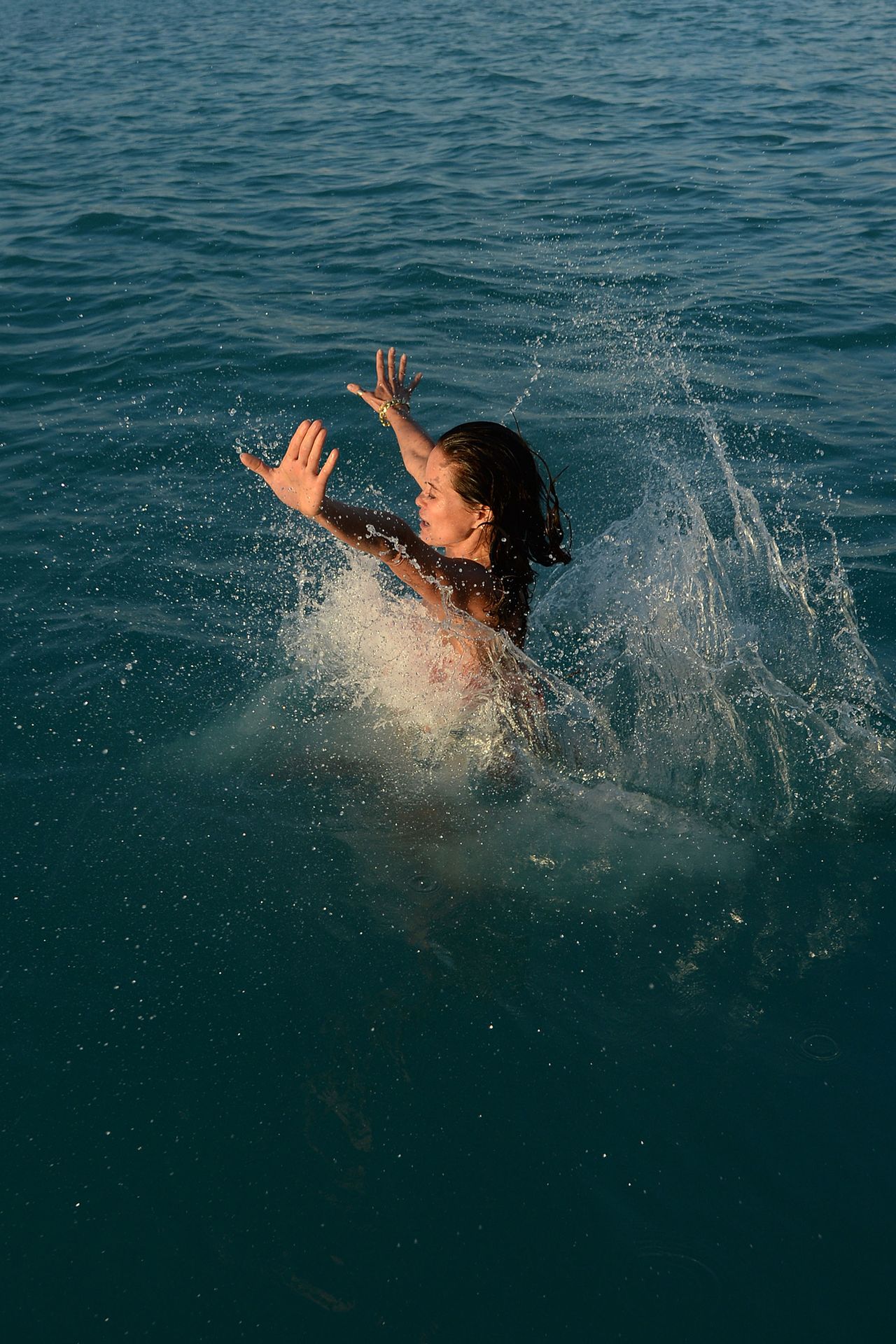 Brooke Burke and her Girlfriends are Having fun During a Boat Trip (143 Photos)