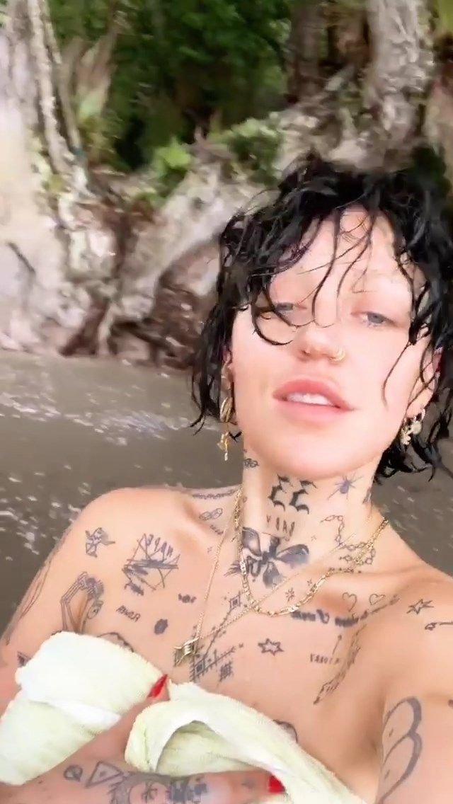 Brooke Candy Nude (19 Photos + GIFs & Video)