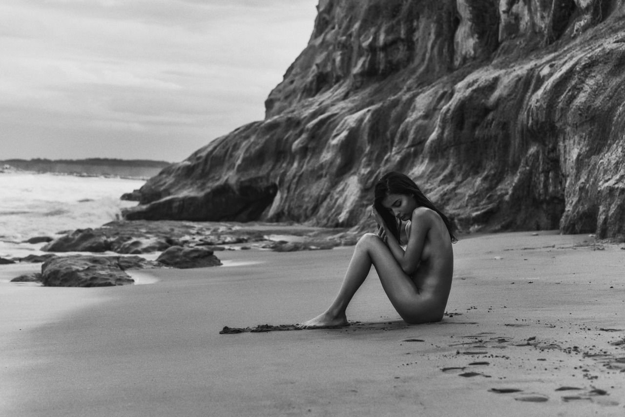 Cami Romero Nude & Sexy (21 Photos)