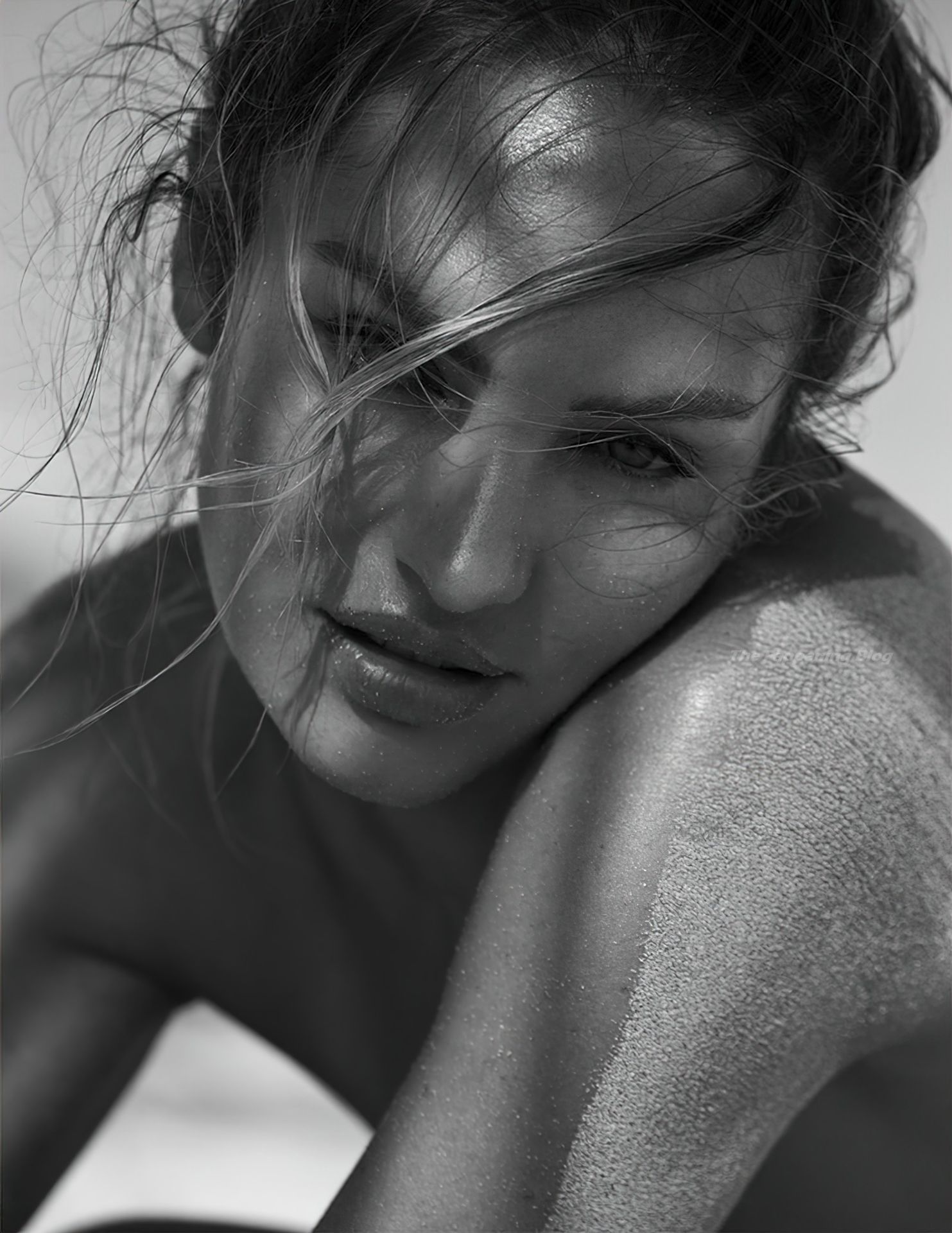 Candice Swanepoel Sexy - Madame Feel Good (24 Photos)