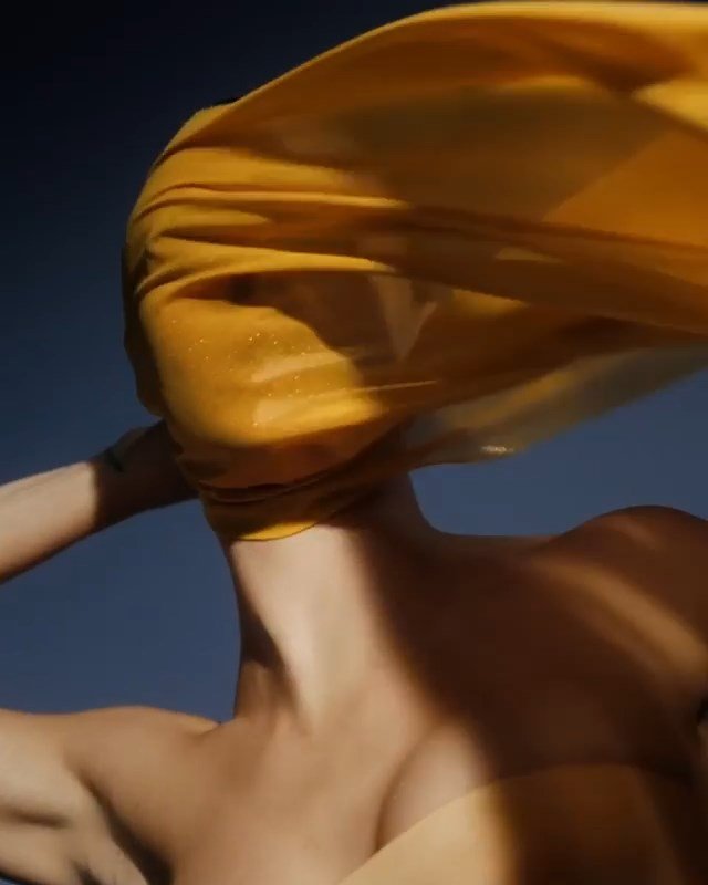 Cara Delevingne Nude & Sexy (14 Photos + Videos)