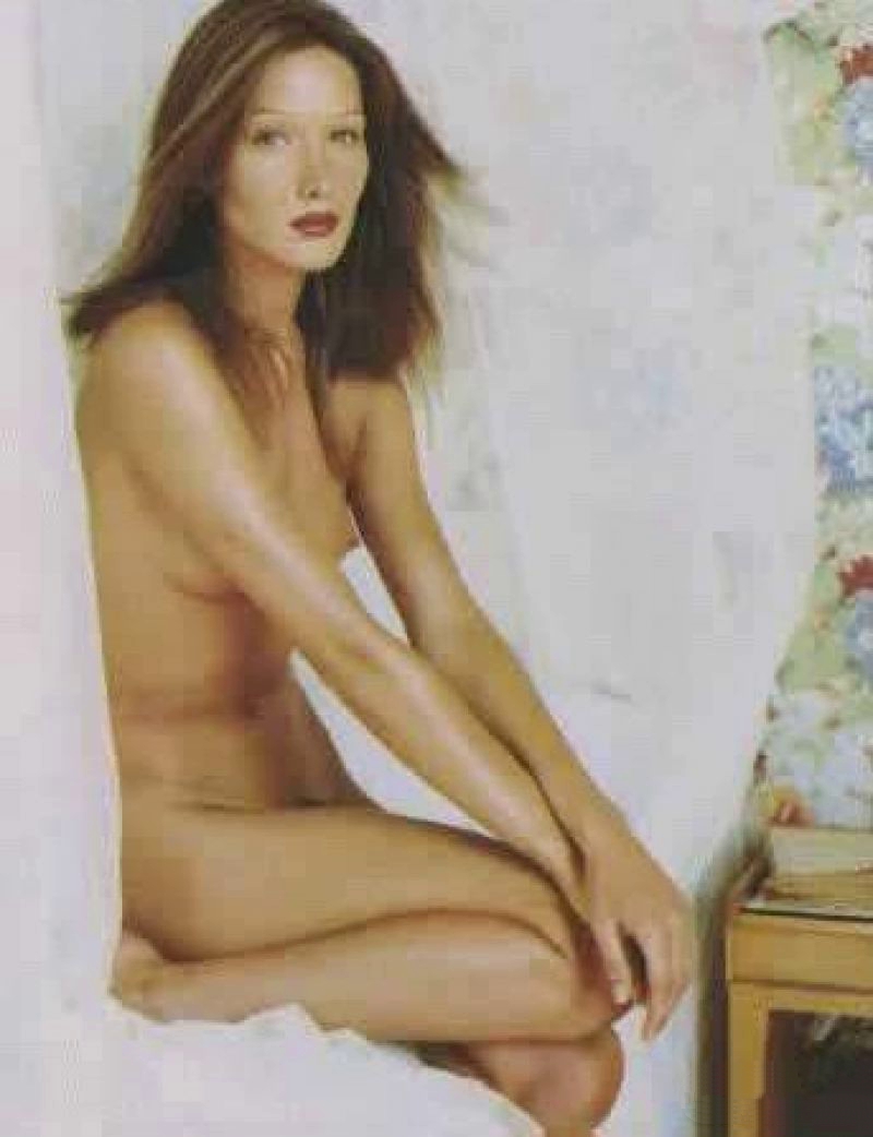 Carla Bruni Nude Collection (24 Photos)