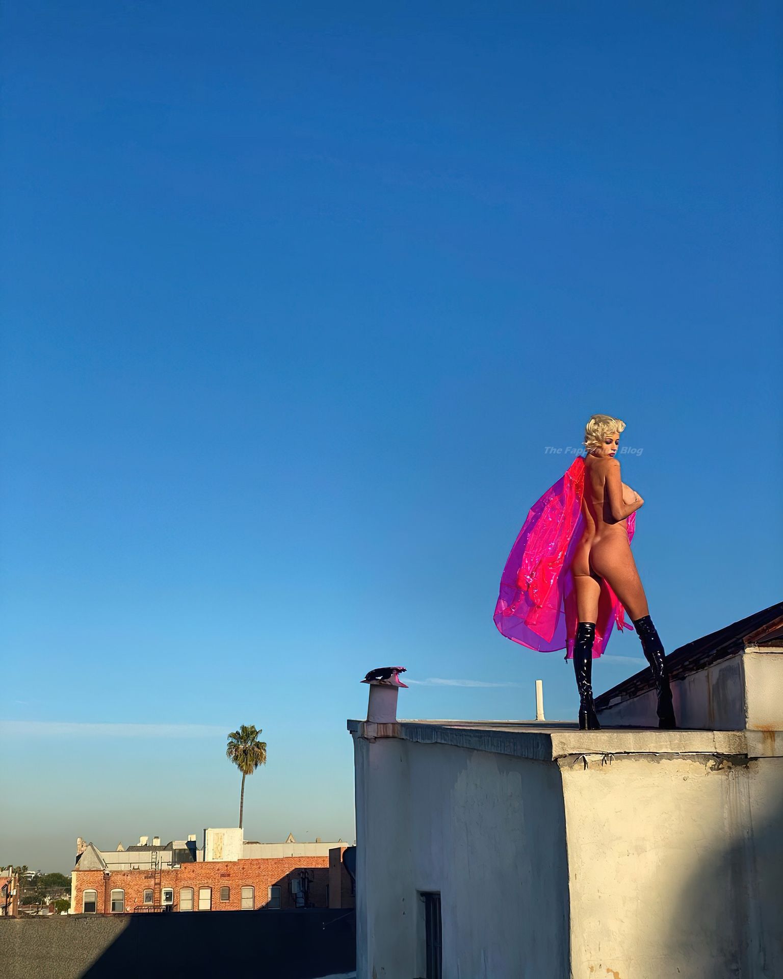 Caroline Vreeland Nude & Sexy (41 Photos)