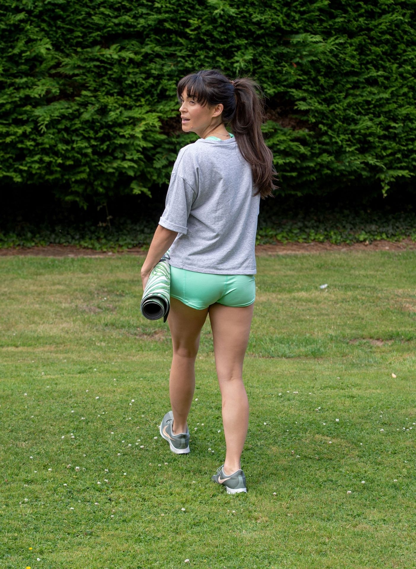 Casey Batchelor Shows Off Her Impressive Yoga Moves in North London (12 Photos)