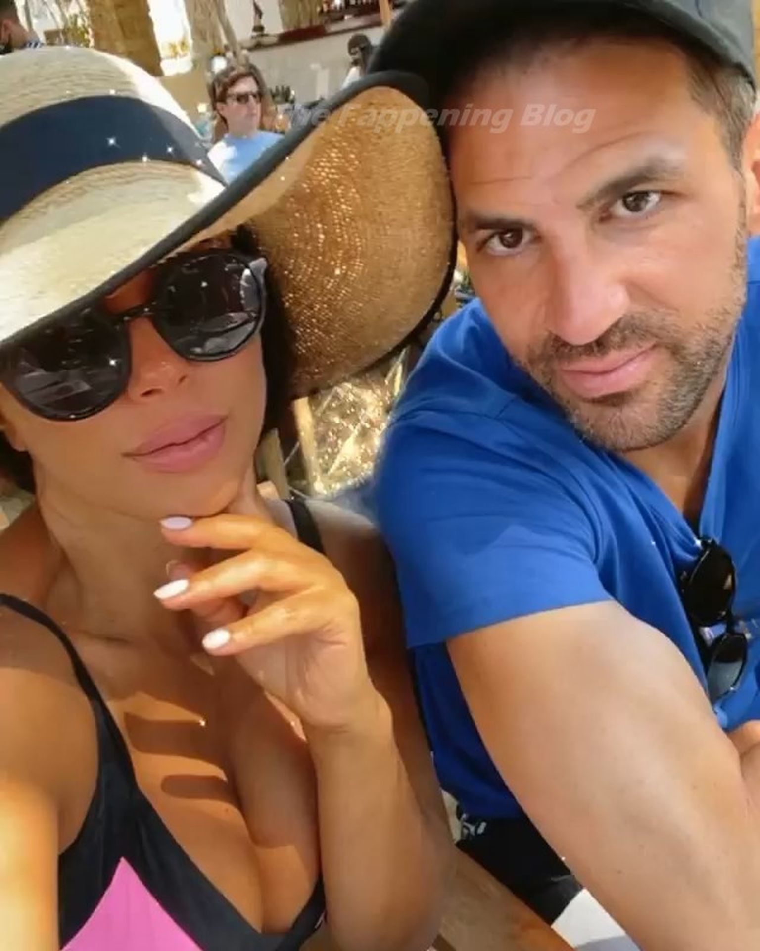 Cesc Fabregas is Seen With His Wife Daniella Semaan on Holiday in Greece (30 Photos)