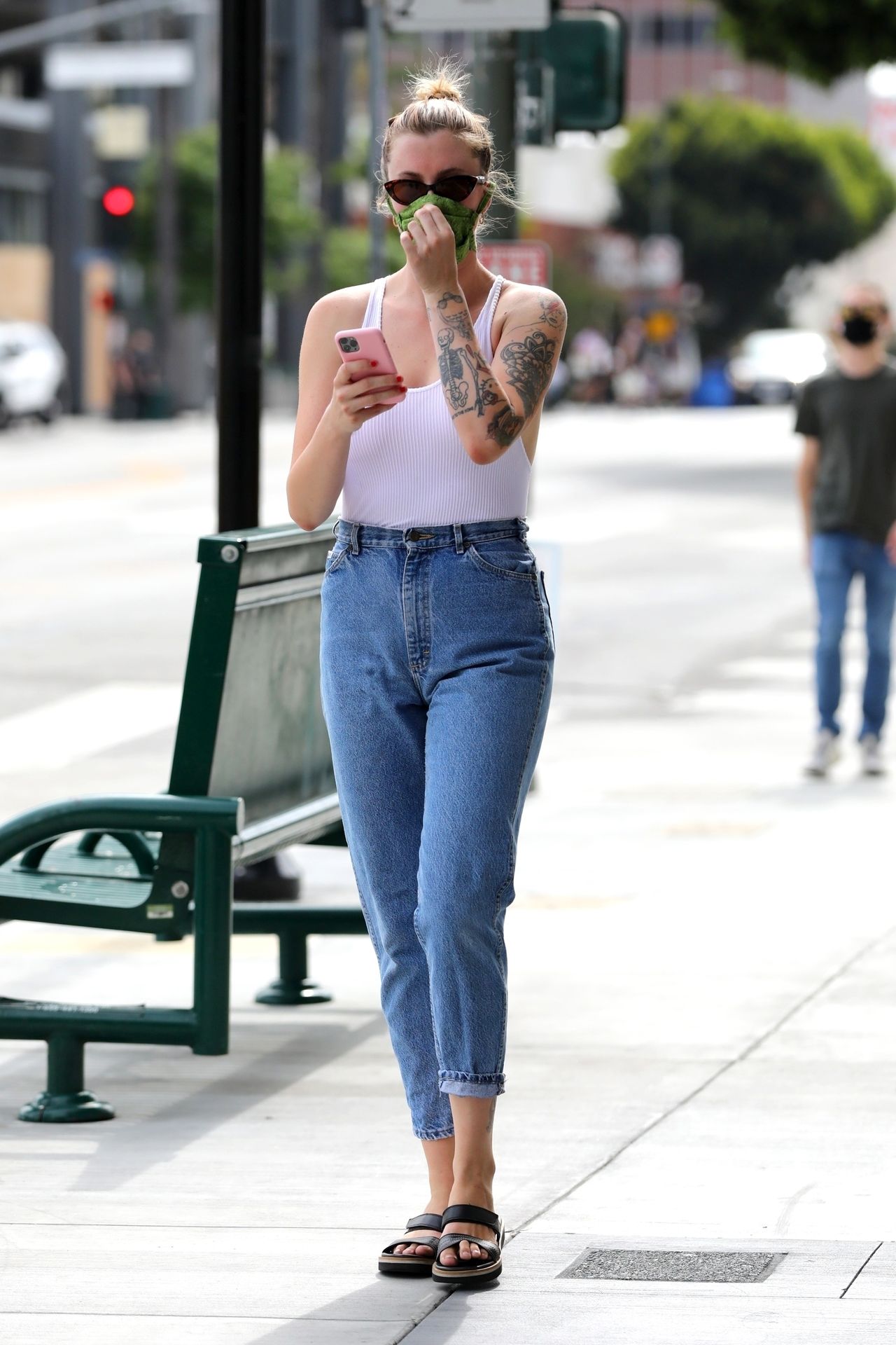 Braless Ireland Baldwin Goes Solo to Join Protests in Hollywood (50 Photos)