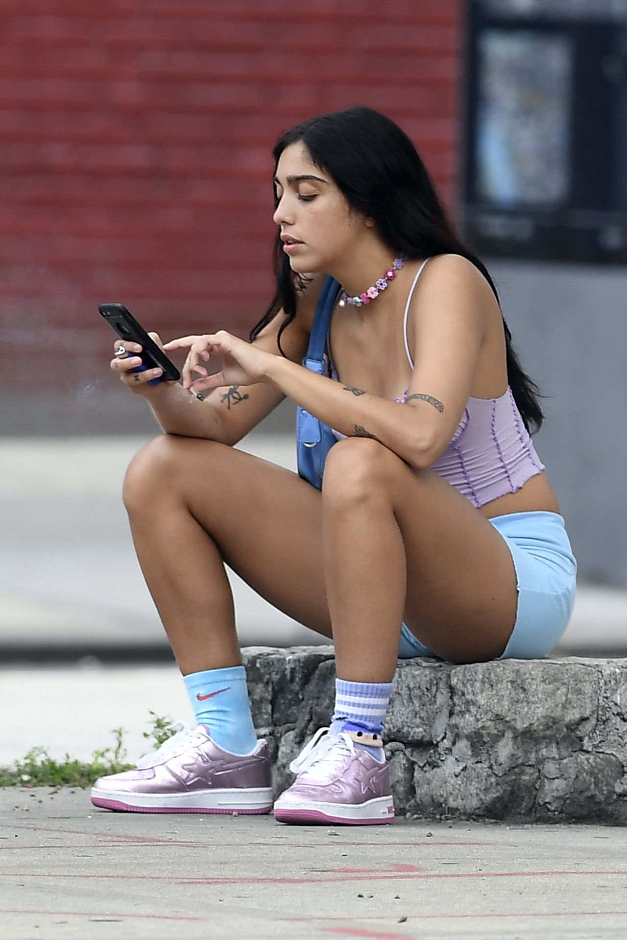 Braless Lourdes Leon Steps Out in New York City with Friends (100 Photos)