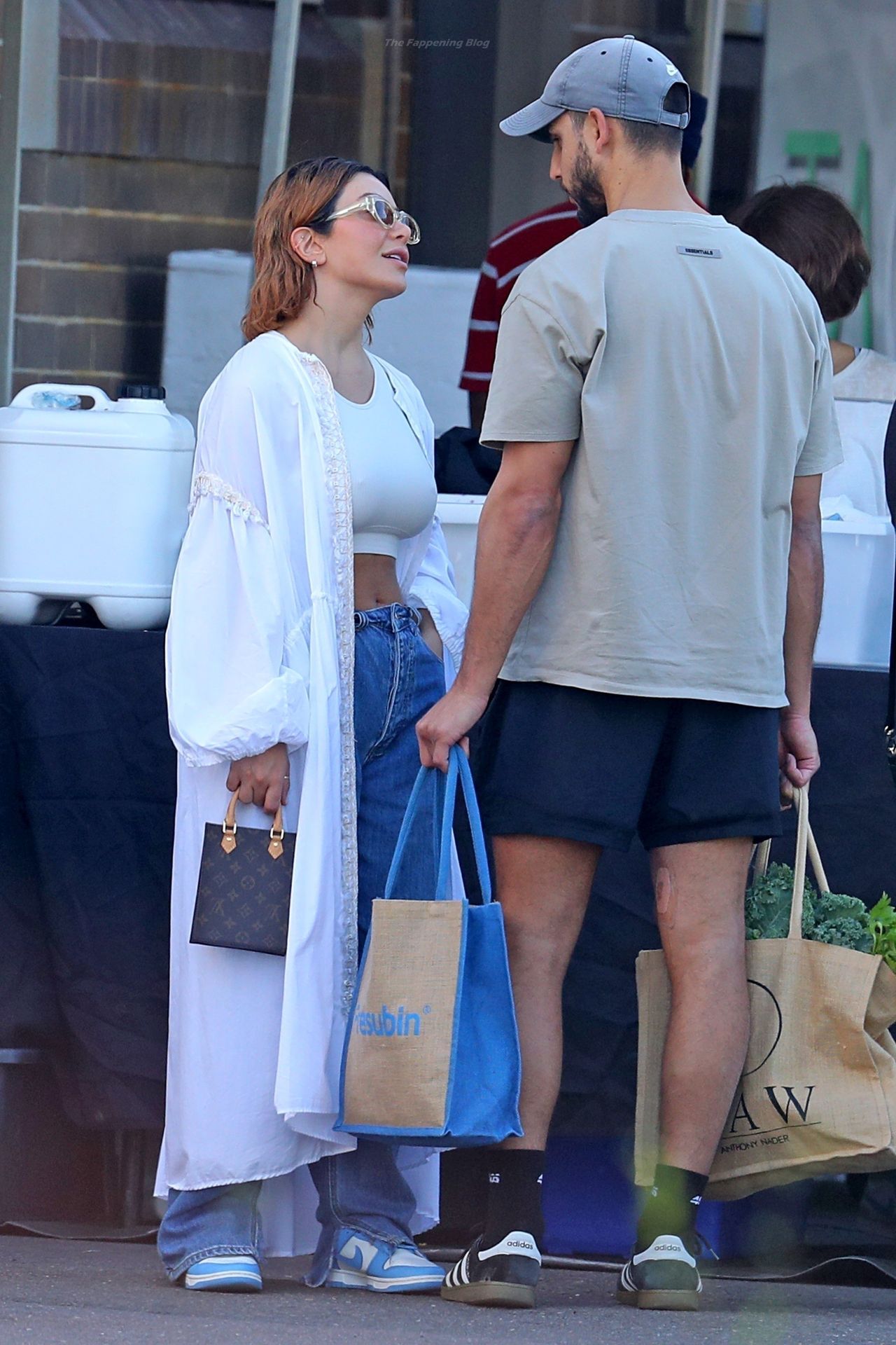 Braless Martha Kalifatidis & Michael Brunelli Enjoy Market Outing in Sydney (49 Photos)