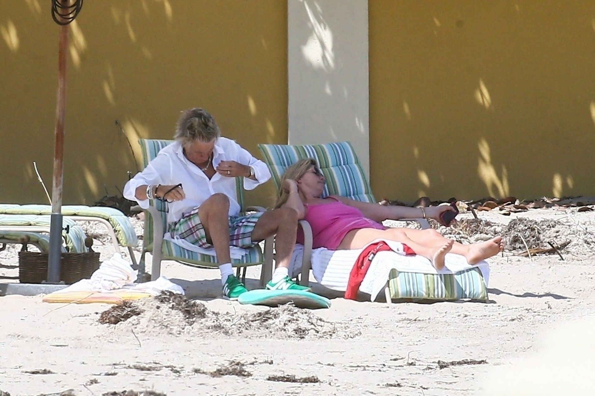 Beach is Still Open For Rod Stewart and the Family (17 Photos)