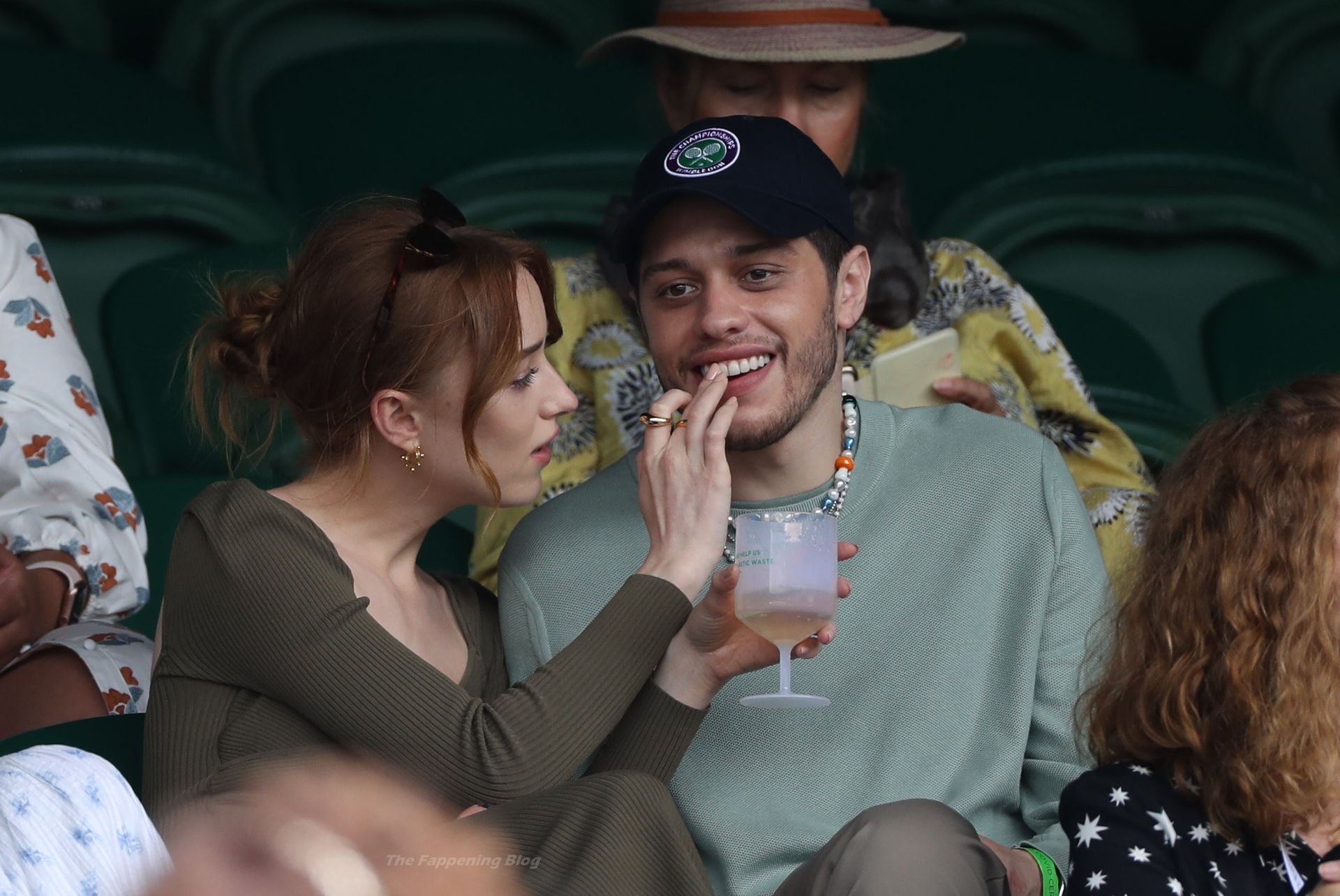 Braless Phoebe Dynevor & Pete Davidson Look Happy at the Wimbledon in London (93 Photos)