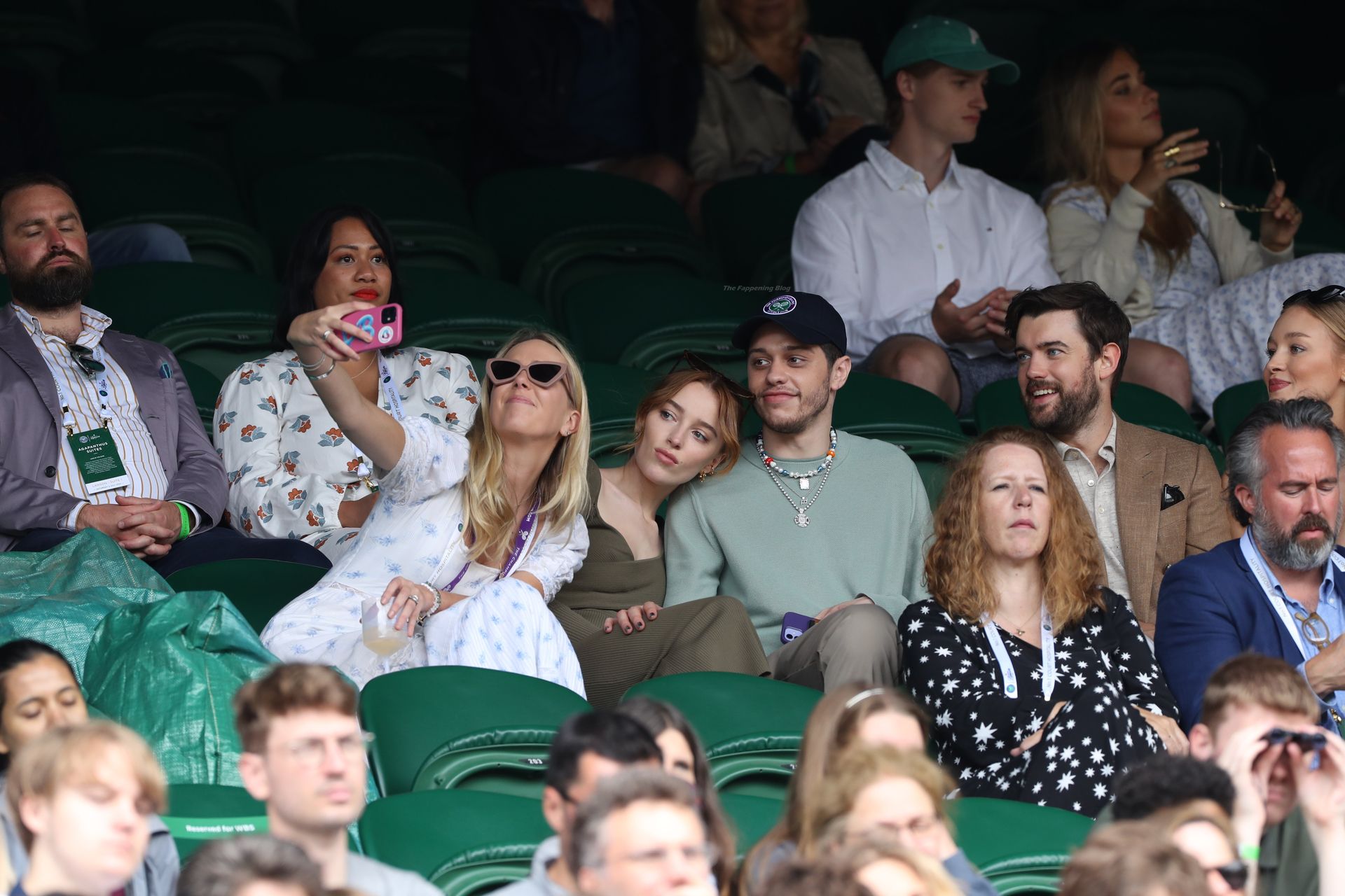 Braless Phoebe Dynevor & Pete Davidson Look Happy at the Wimbledon in London (93 Photos)