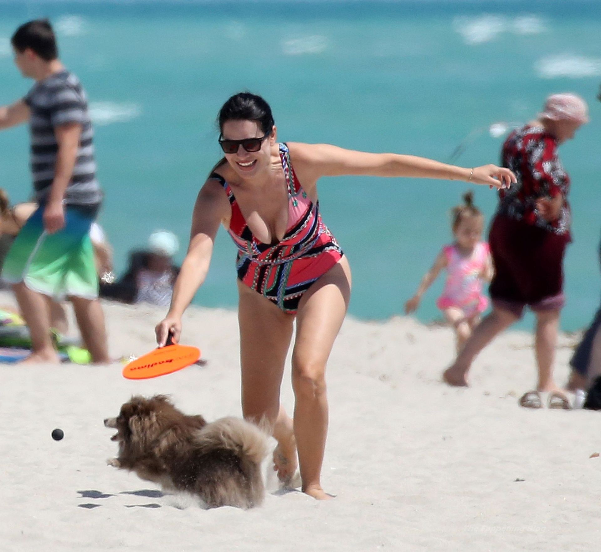 Alessandro Del Piero & Sonia Amoruso Have Fun on the Beach in Miami (42 Photos)