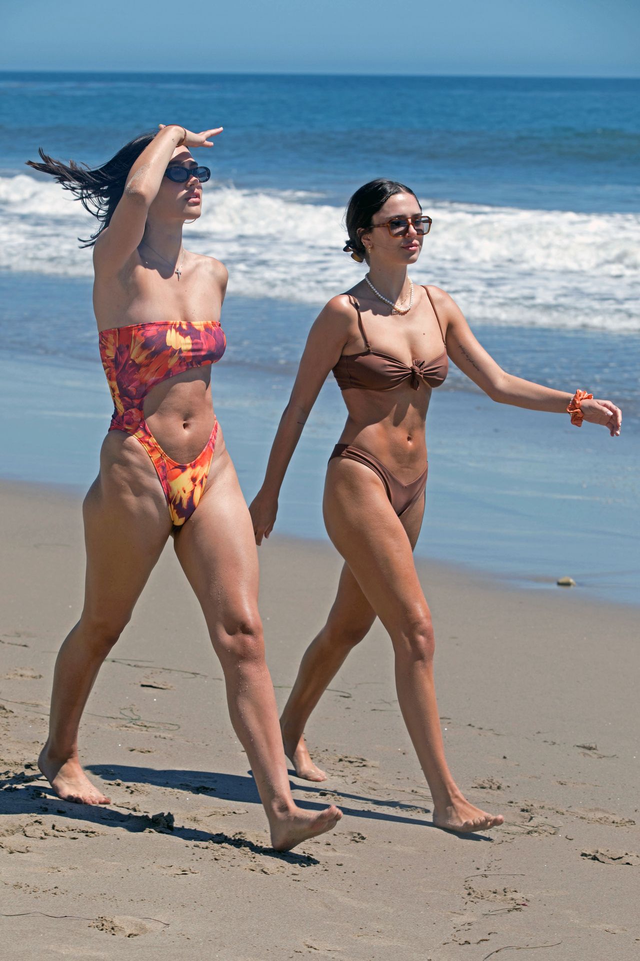 Delilah Belle Hamlin  Amelia Hamlin Show Off Their Bikini Bodies in Malibu (44 Photos)