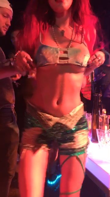 Dani  Bella Thorne Sexy (54 Pics  GIFs + Video)