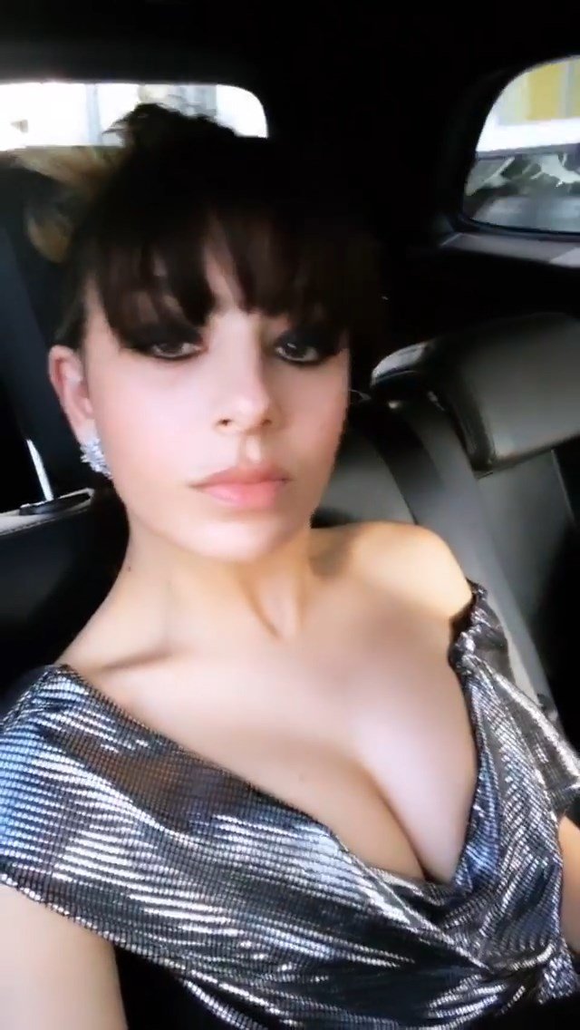 Charli XCX Sexy (9 Photos + Video)