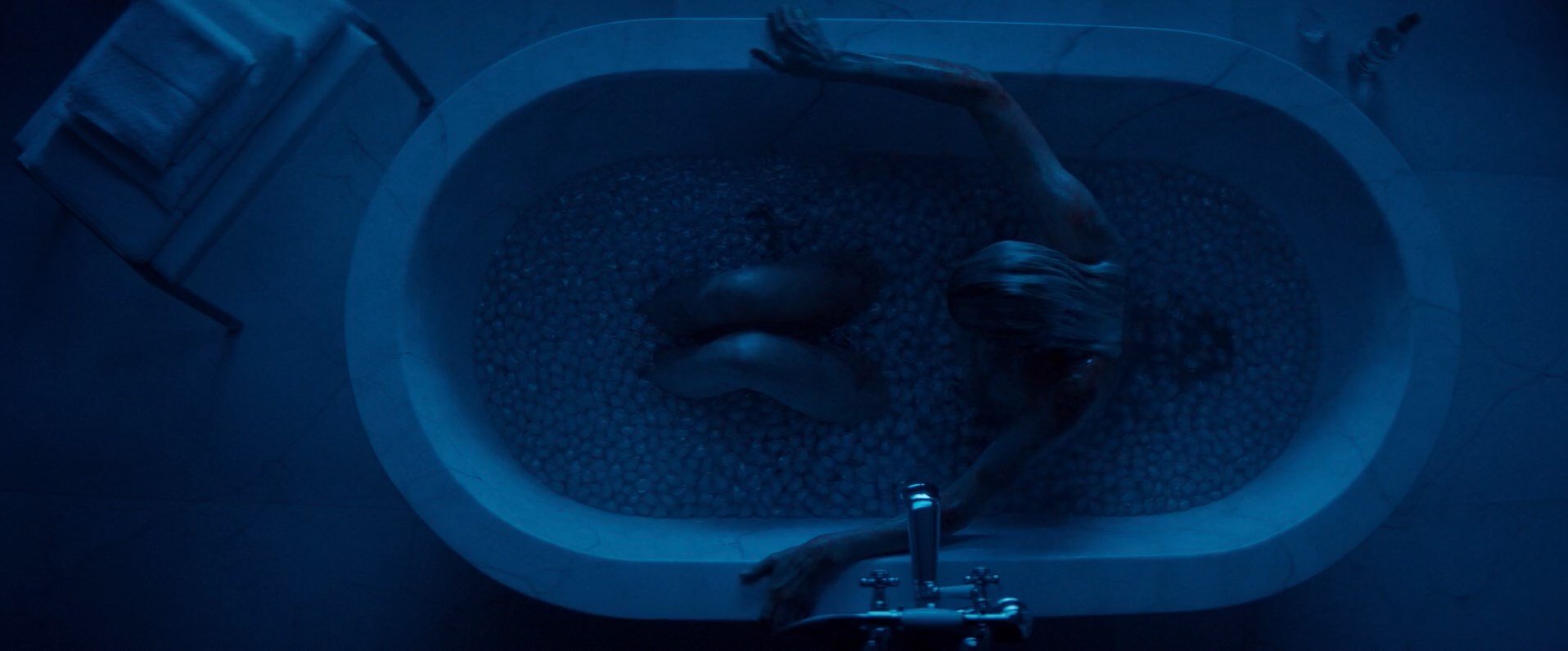 Charlize Theron, Sofia Boutella Nude - Atomic Blonde (2017) HD 1080p