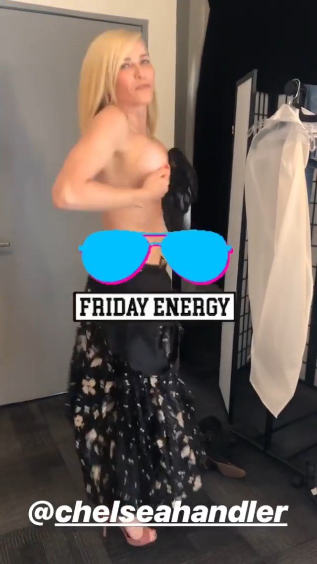 Chelsea Handler Sexy  Topless (13 Pics + Video)