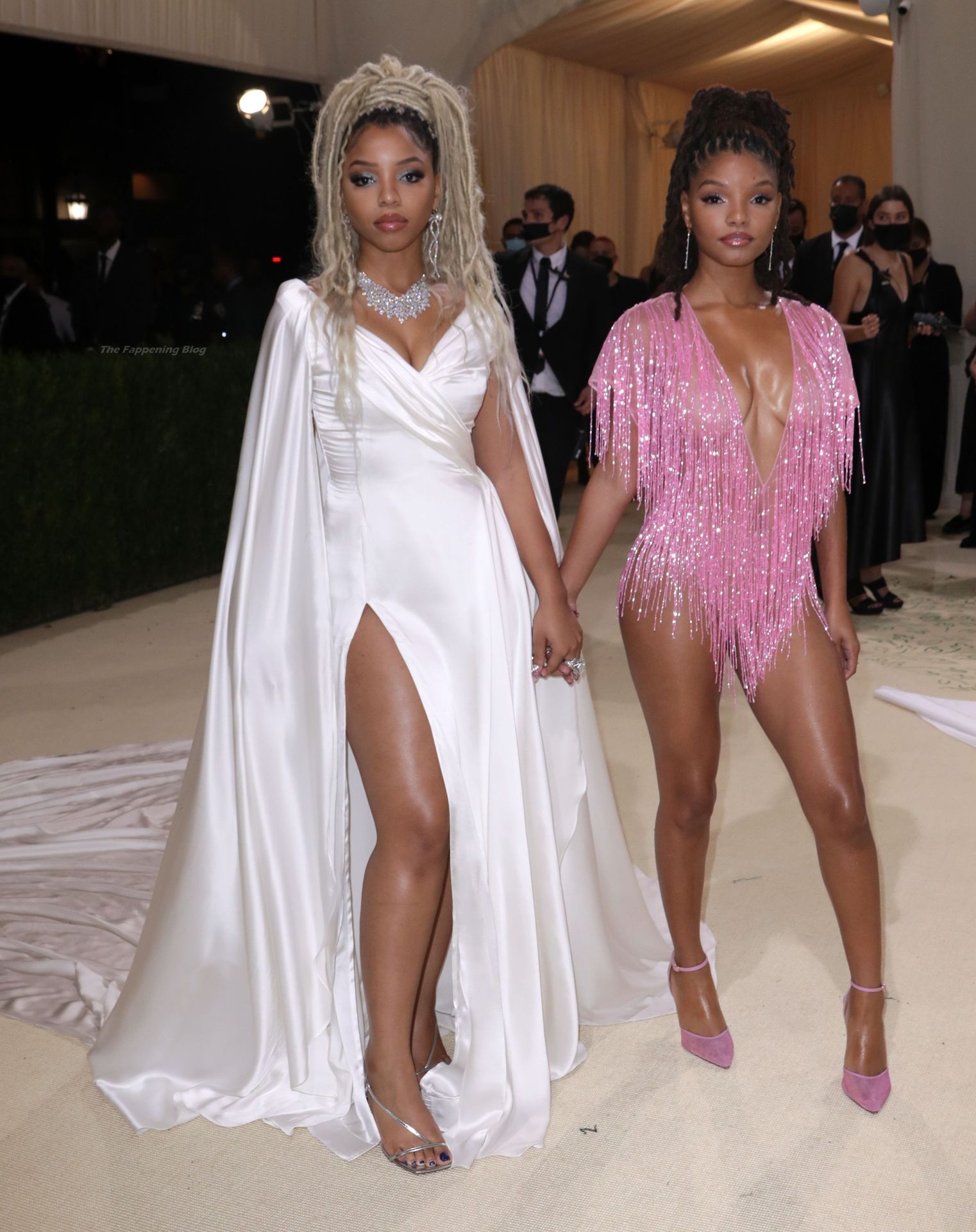 Halle  Chloe Bailey Pose at the 2021 Met Gala in NYC (13 Photos)