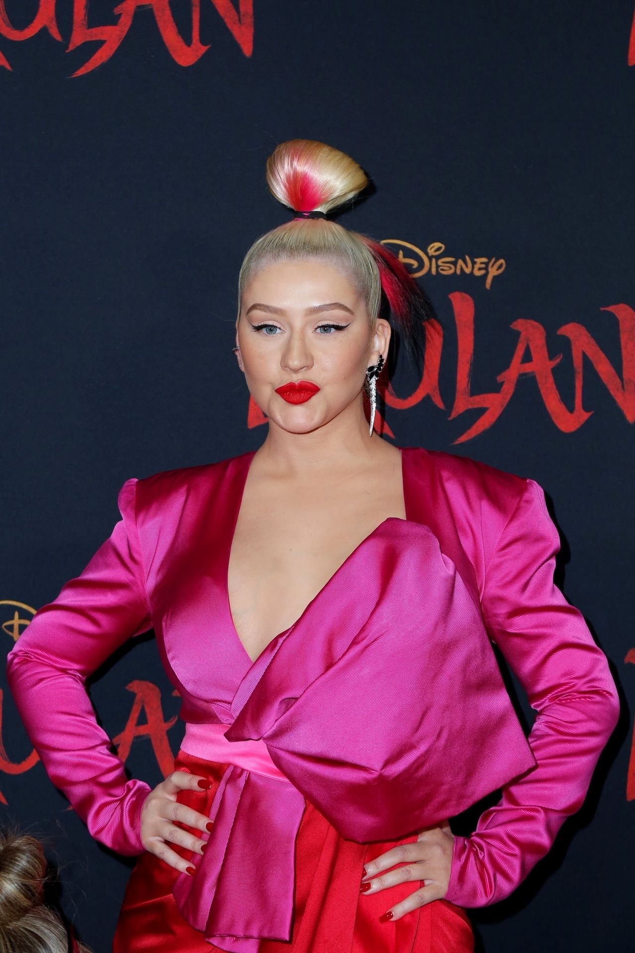 Christi
na Aguilera Attends the Premiere of Disney’s Mulan in LA (96 Photos)