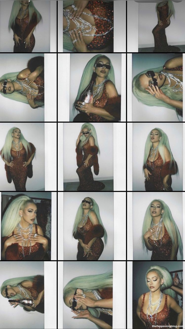 Christina Aguilera Sexy (16 Photos + Video)